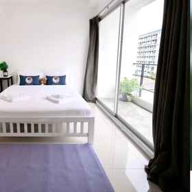 Bedroom 1 RQ Bangkok Sukhumvit 50 by Collection O, หื้มมม หมูกระทะ - สาขาอุดมสุขวอล์ค Hotels