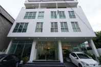 Bangunan RoomQuest Bangkok Sukhumvit 50