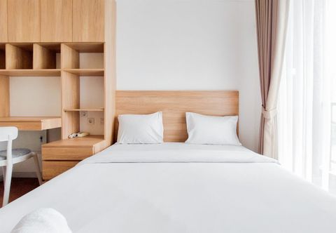침실 Comfortable and Nice Studio Apartment at Sky House BSD By Travelio
