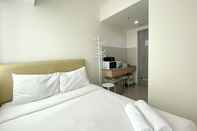 Kamar Tidur Modern Studio (No Kitchen) at Osaka Riverview PIK 2 Apartment By Travelio