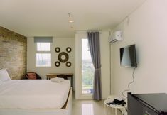 Bedroom 6 Classic Studio at 8th Floor Apartment Tuscany Residences By Travelio