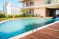 Swimming Pool Nice and Comfort Stay 2BR Apartment at Elpis Residence By Travelio
