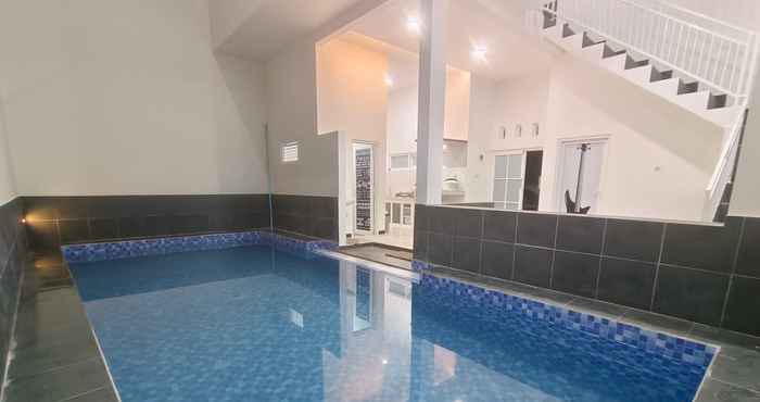 Bangunan N2K One With Private Pool