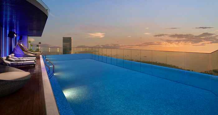 Swimming Pool The Watson Premium Halong Hotel
