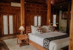 Others 4 Sarini Villas