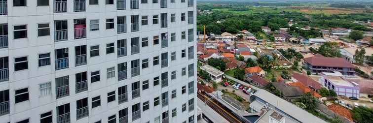 Lobby Strategic Minimalist Studio at Apartment Serpong Garden By Travelio