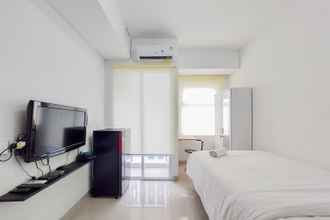 Kamar Tidur 4 Strategic Minimalist Studio at Apartment Serpong Garden By Travelio