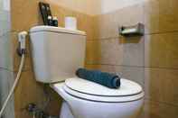 In-room Bathroom Homey Studio Room Apartment No Kitchen at Grand Setiabudi By Travelio