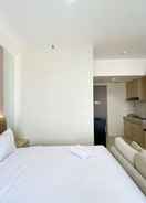 BEDROOM Comfy and Best Choice Studio Vasanta Innopark Apartment By Travelio