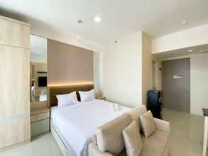 Bedroom 4 Comfy and Best Choice Studio Vasanta Innopark Apartment By Travelio