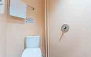 Toilet Kamar 2 AVA Guest House Ancol