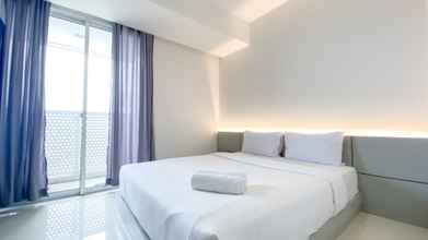 Bilik Tidur 4 Warm and Cozy Living Studio Apartment at West Vista By Travelio