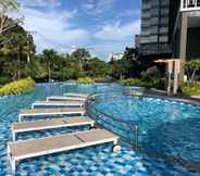 Kolam Renang 4 BeachFont Bang Saray By RoomQuest Hotel