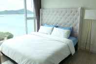 ห้องนอน BeachFont Bang Saray By RoomQuest Hotel