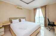 Bedroom 5 Strategic and Comfort 1BR at The Boulevard Apartment By Travelio