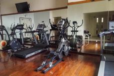 健身中心 Strategic and Comfort 1BR at The Boulevard Apartment By Travelio