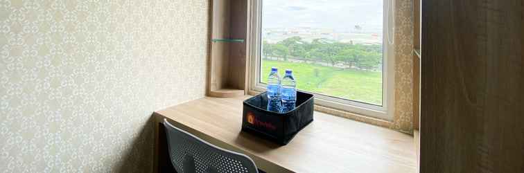 Lobby Cozy Stay Studio Room Apartment at Springlake Summarecon Bekasi By Travelio