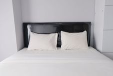 Bedroom Homey 1BR at Apartment Newton Residence Bandung By Travelio