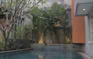 Kolam Renang 5 Regato Suites