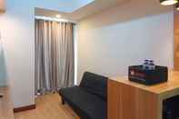 Common Space Classic and Tidy 2BR at Vida View Makassar Apartment By Travelio