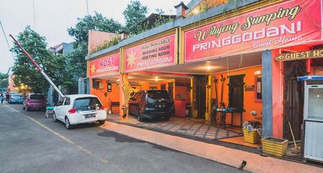 ภายนอกอาคาร 2 RedDoorz Syariah near Margahayu Raya