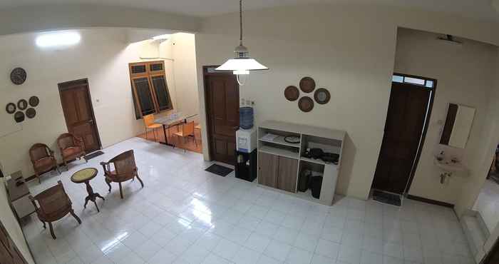 Khu vực công cộng Omah Nandan Homestay Jogja