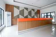 Lobby RedDoorz Plus near Kualanamu Airport