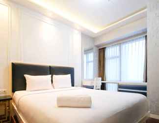 Bilik Tidur 2 Stunning and Enchanting 2BR La Riz Supermall Mansion Apartment By Travelio