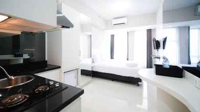 Ruang untuk Umum 4 Comfy and Nice Studio at Supermall Mansion Apartment By Travelio