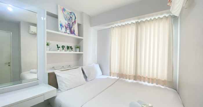 Bedroom Comfortable and Great Deal 2BR at Bassura City Apartment By Travelio