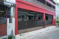 Exterior RedDoorz near Sarinah Jakarta