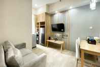 Ruang untuk Umum Comfort and Simply Look 1BR Vasanta Innopark Apartment By Travelio