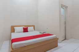 RedDoorz near Universitas Siliwangi Tasikmalaya, SGD 18