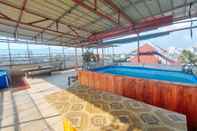 Swimming Pool Gaylord Residence Manila