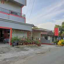 Lobby RedDoorz @ Hotel Yaki Mamuju