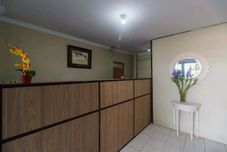 Lobi RedDoorz near Cikampek Mall Karawang