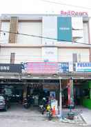 EXTERIOR_BUILDING RedDoorz Plus @ MERR Rungkut Jl Gunung Anyar