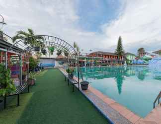 Others 2 RedDoorz Resort Syariah @ Jaya Tirta Abadi