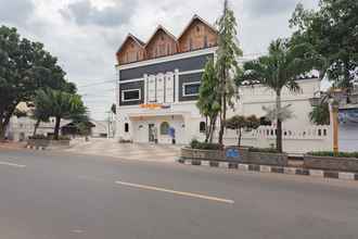 Exterior 4 Urbanview Hotel Kangen Bungalow Purwakarta by RedDoorz