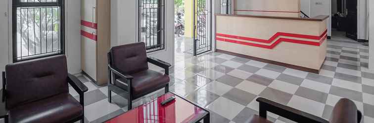 Lobby RedDoorz near Sultan Thaha Airport Jambi