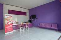 Lobby RedDoorz near Alun Alun Kaliwungu Kendal