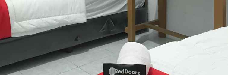 Lobi RedDoorz @ Simpang Pos Medan