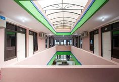 Others 4 RedDoorz near Petra University 2