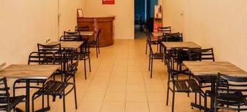 Lobi 2 RedDoorz Syariah @ Jalan Setiabudi Medan 3
