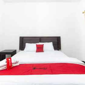 Others1RedDoorz near Bahu Mall Manado,Mapanget飯店