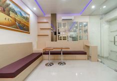 Others 2 RedDoorz Plus near RS RK Charitas 2 Palembang
