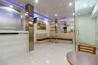 Lobby RedDoorz Plus near RS RK Charitas 2 Palembang