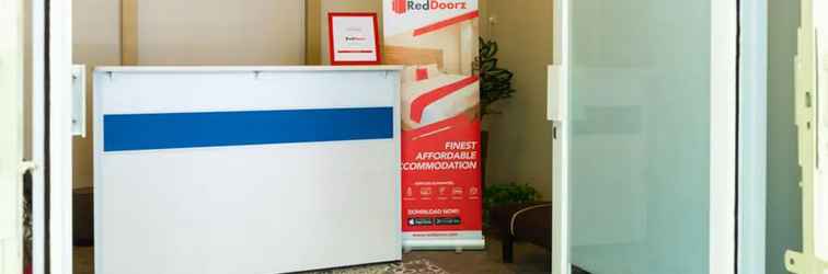 Lobby RedDoorz Hostel @ DI Panjaitan Simpang Lima