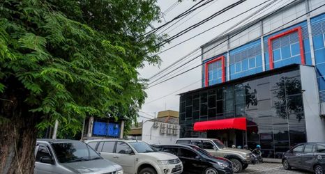 Exterior 2 RedDoorz @ Jalan Kartini Semarang