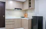 Ruang Umum 5 Comfort and Clean 2BR at Daan Mogot City Apartment By Travelio